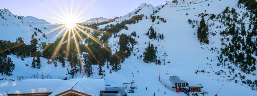 View of the ski lift from Penthouse Umka chalet balcony, Arc 1950