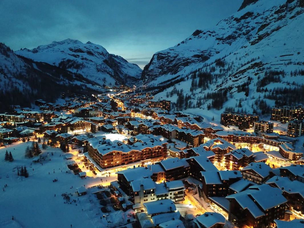 Best Luxury Val d'Isère Ski-In/Ski-Out Chalets